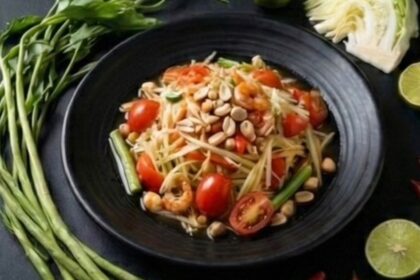 ソムタム・タイ Thai Papaya Salad