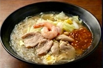 タイ風スキヤキ 汁なし / 汁あり ・ 豚 / 鶏 / シーフード Thai Sukiyaki Noodle