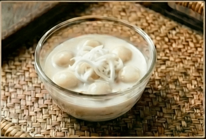 บัวลอยมะพร้าวนมสด ココナッツミルクブアロイ ココナッツミルク白玉 Coconut Milk with Rice Dumplings